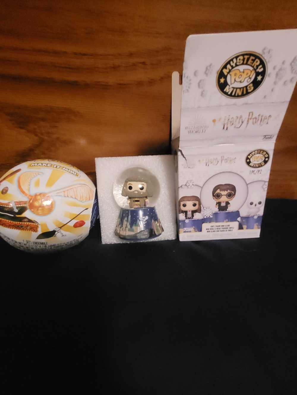 Funko Mystery Minis Harry Potter Snow Globe And MINI Verse